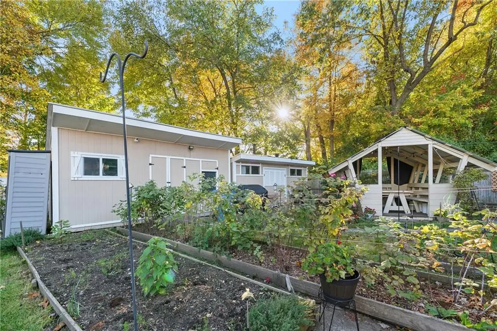 139 Park View Boulevard Cranston RI 02910