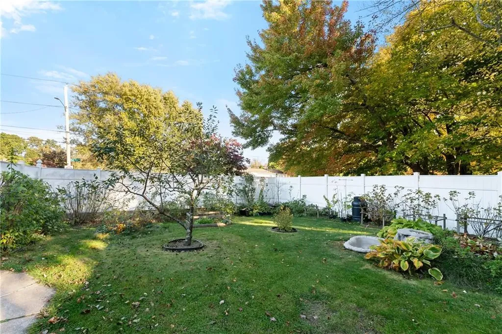 139 Park View Boulevard Cranston RI 02910