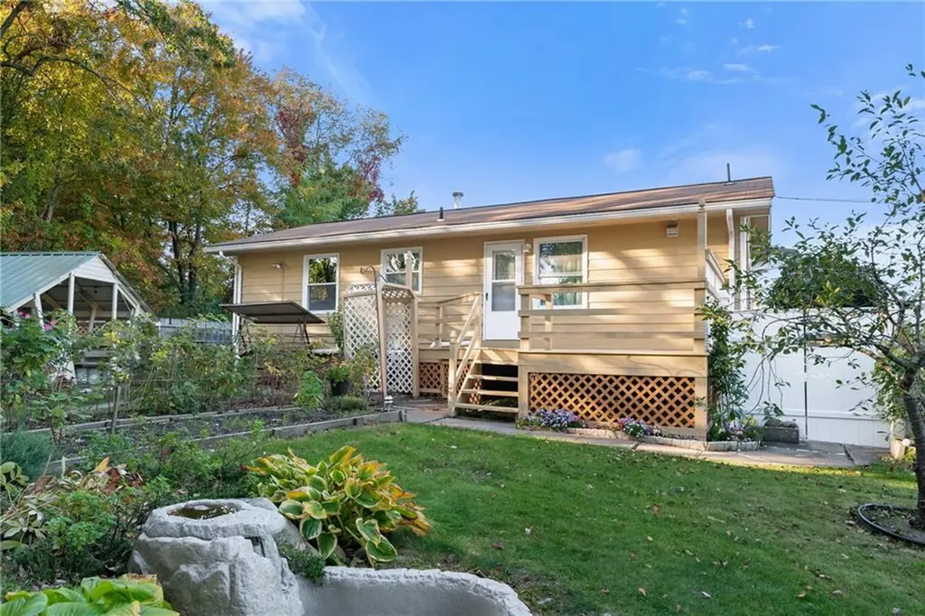 139 Park View Boulevard Cranston RI 02910