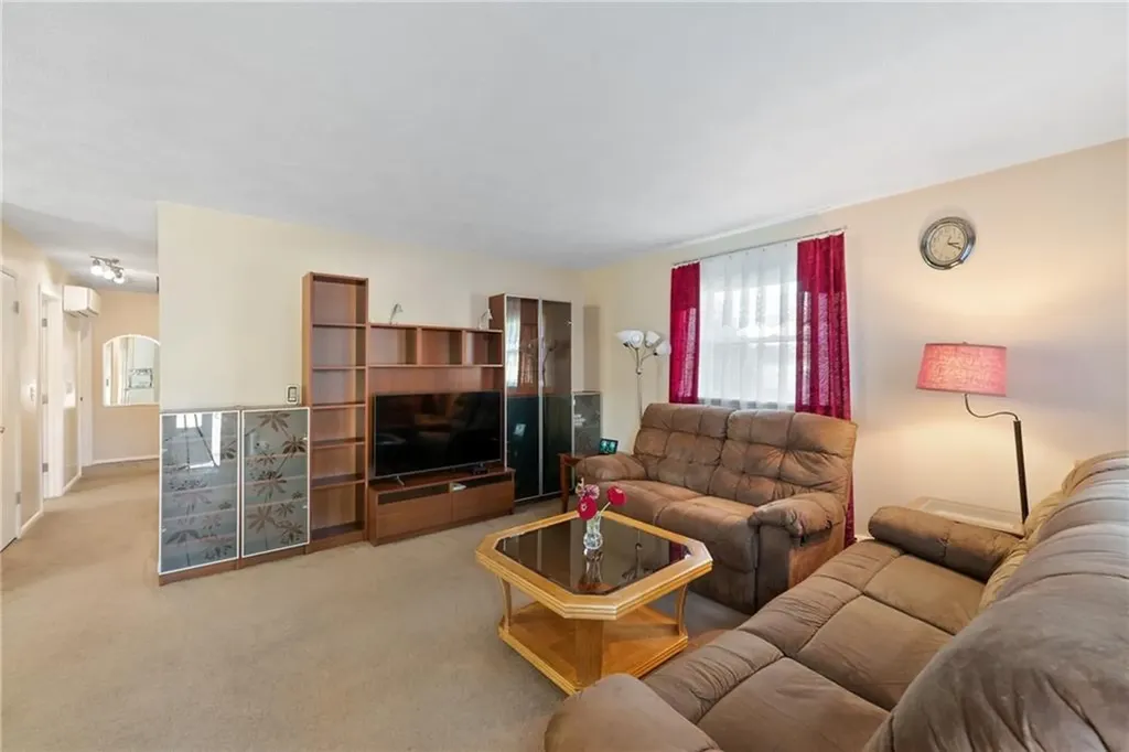 139 Park View Boulevard Cranston RI 02910