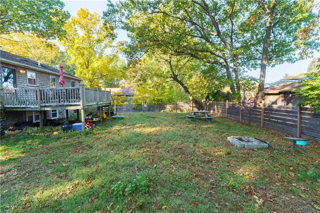 111 Brightside Avenue Warwick RI 02889