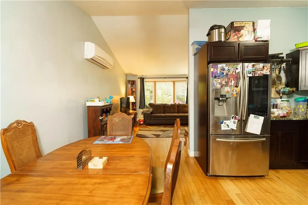111 Brightside Avenue Warwick RI 02889
