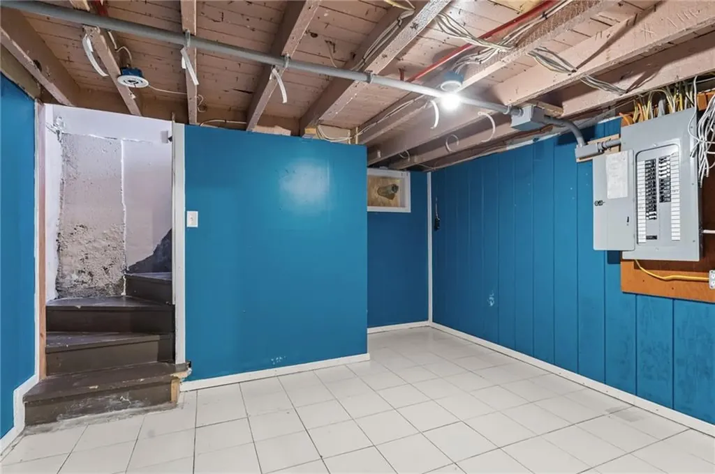 38 Calder Street Providence RI 02907