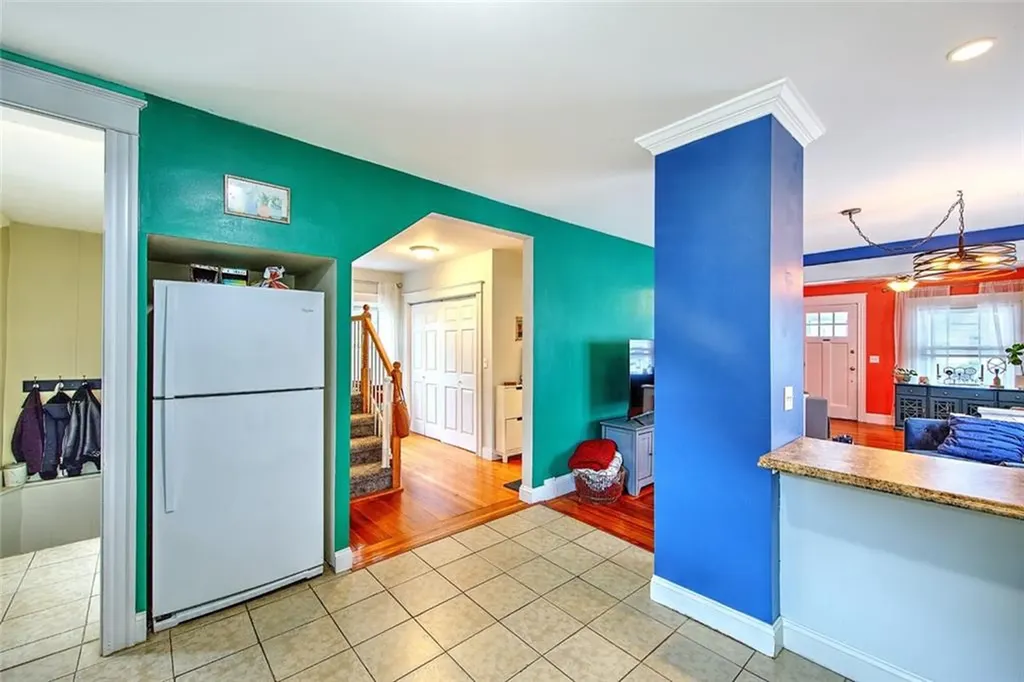 139 Colonial Avenue Cranston RI 02910