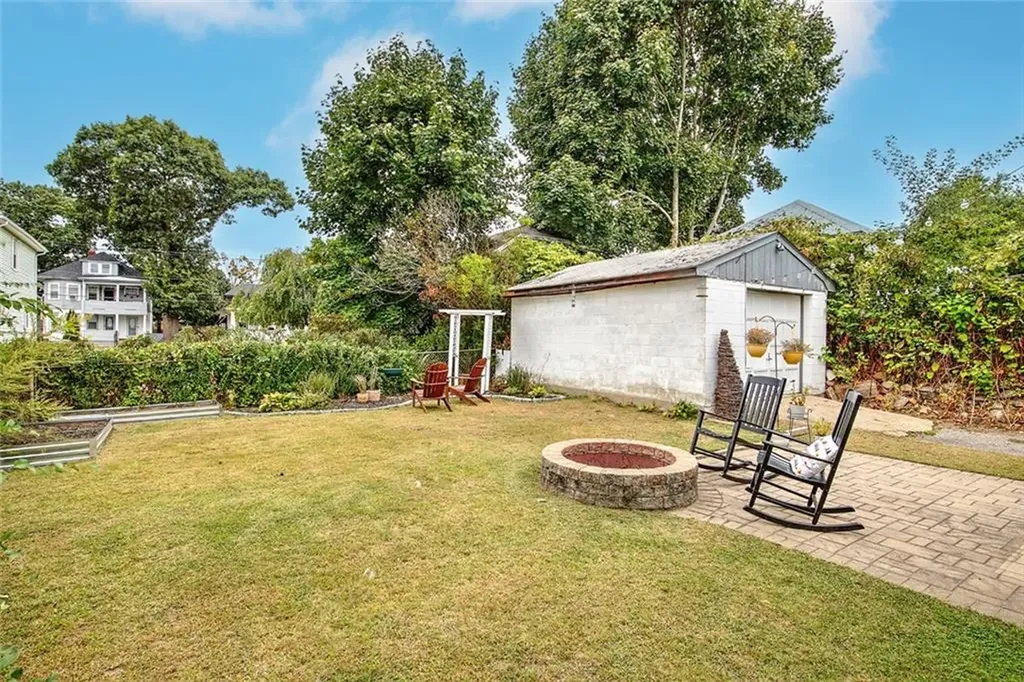 139 Colonial Avenue Cranston RI 02910