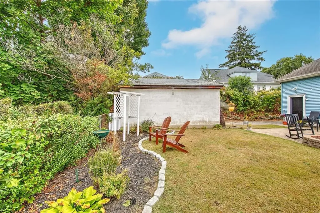 139 Colonial Avenue Cranston RI 02910