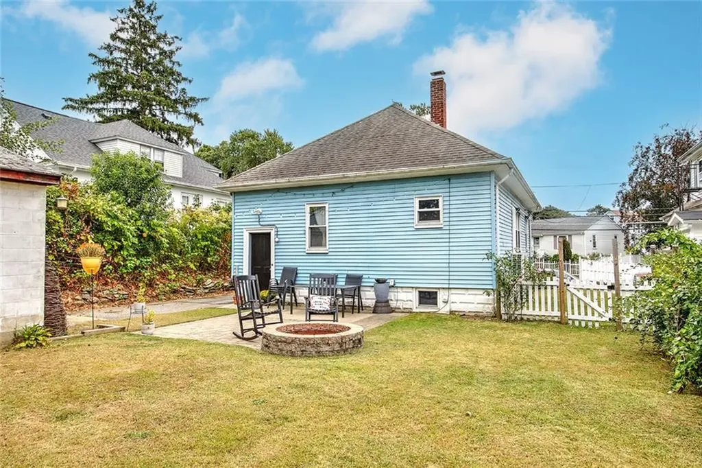 139 Colonial Avenue Cranston RI 02910