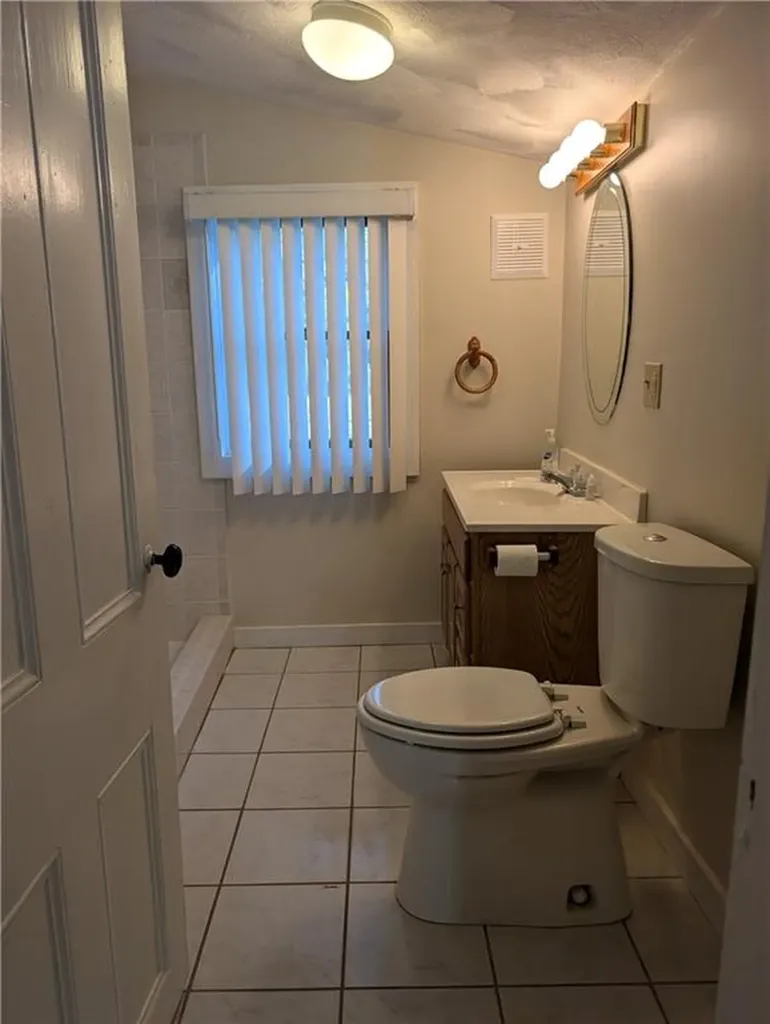 13 Plainfield Pike Foster RI 02825