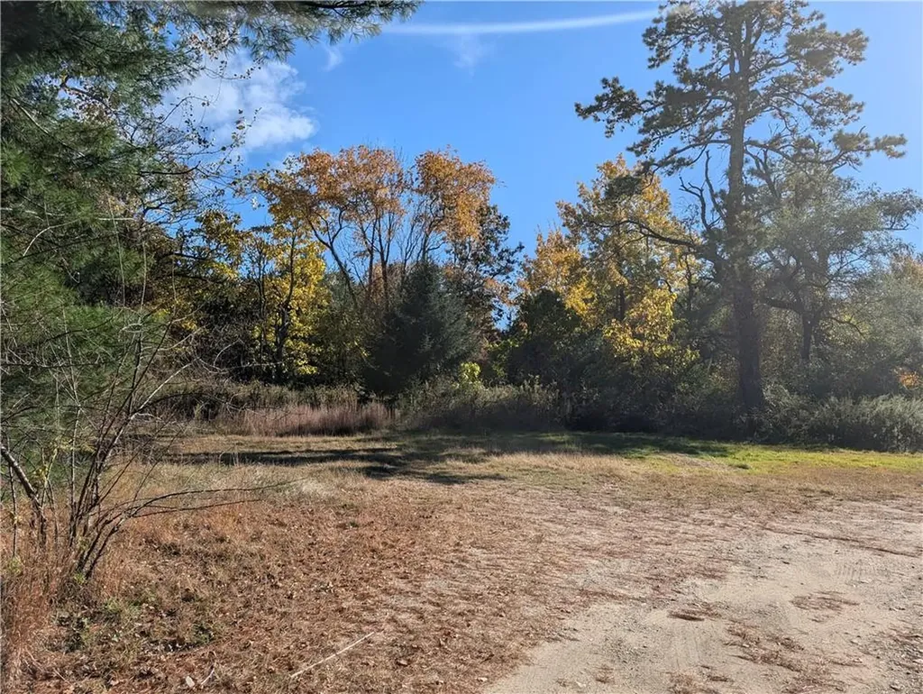 13 Plainfield Pike Foster RI 02825