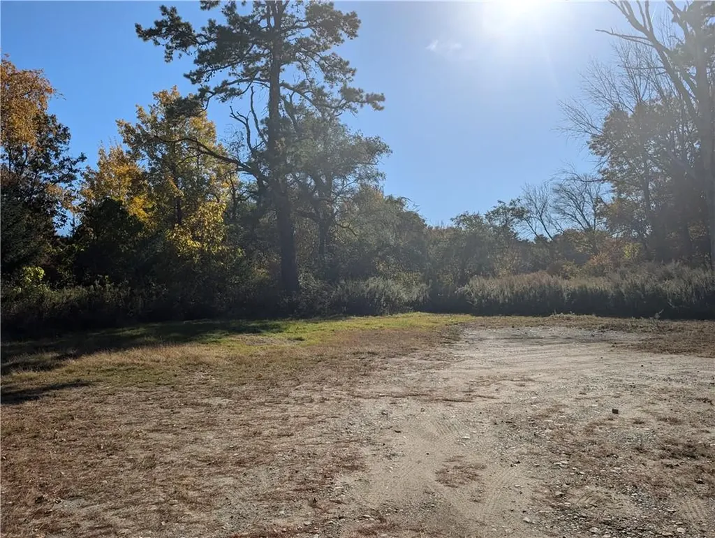 13 Plainfield Pike Foster RI 02825