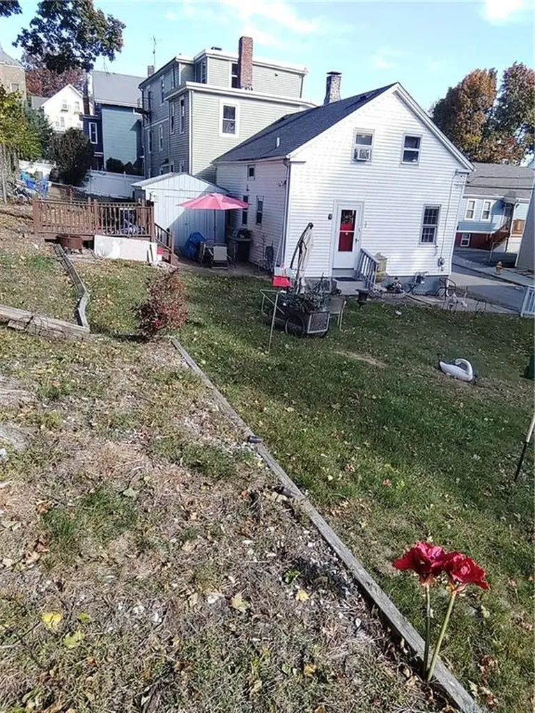 24 Darrow Street Pawtucket RI 02860