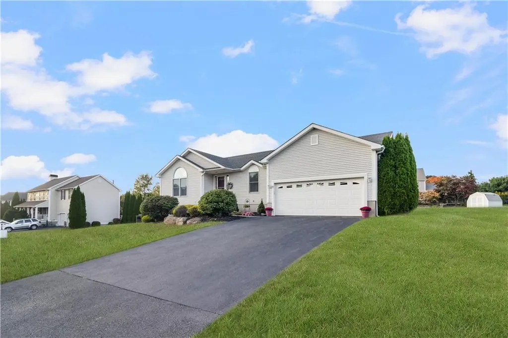 19 Derby Lane Cranston RI 02921