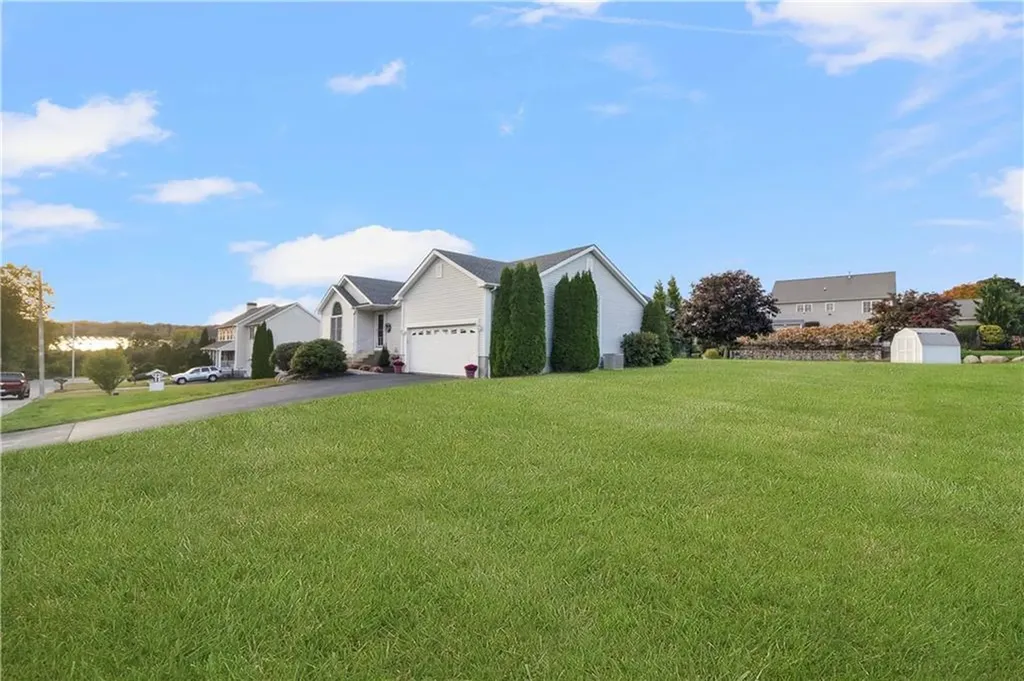 19 Derby Lane Cranston RI 02921