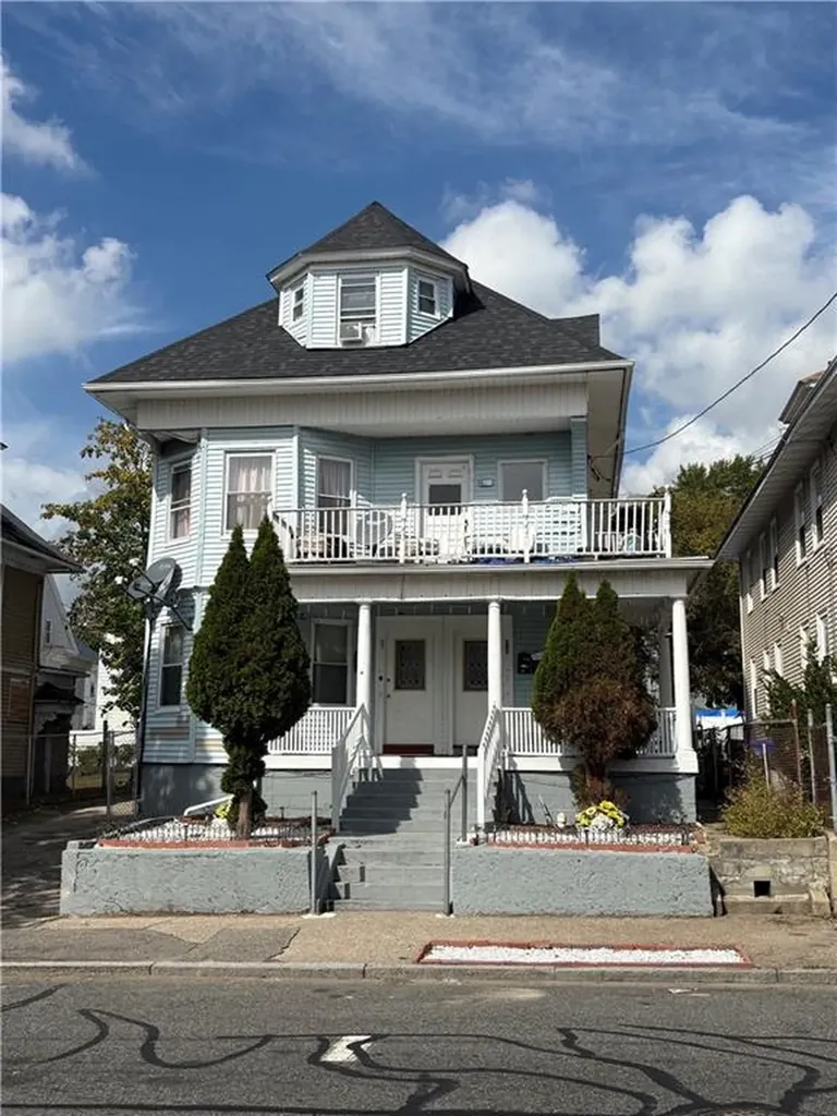 91 Lenox Avenue Providence RI 02907