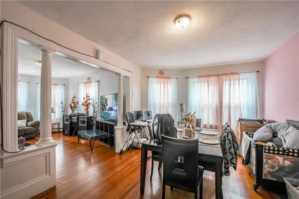 91 Lenox Avenue Providence RI 02907