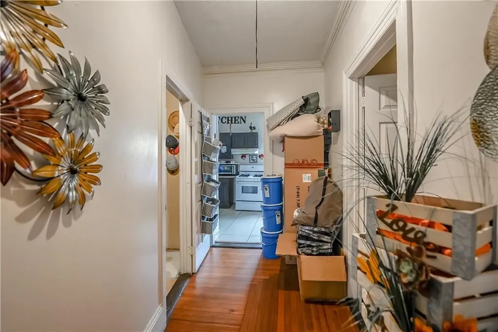 91 Lenox Avenue Providence RI 02907
