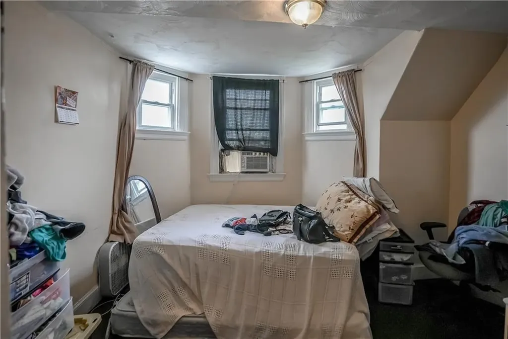 91 Lenox Avenue Providence RI 02907