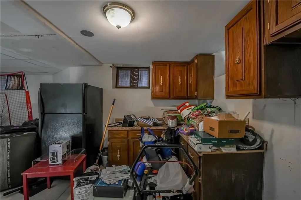 91 Lenox Avenue Providence RI 02907