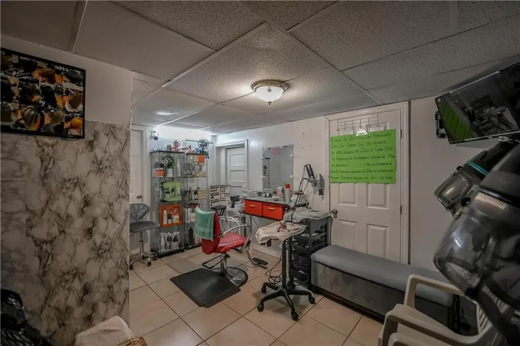 91 Lenox Avenue Providence RI 02907