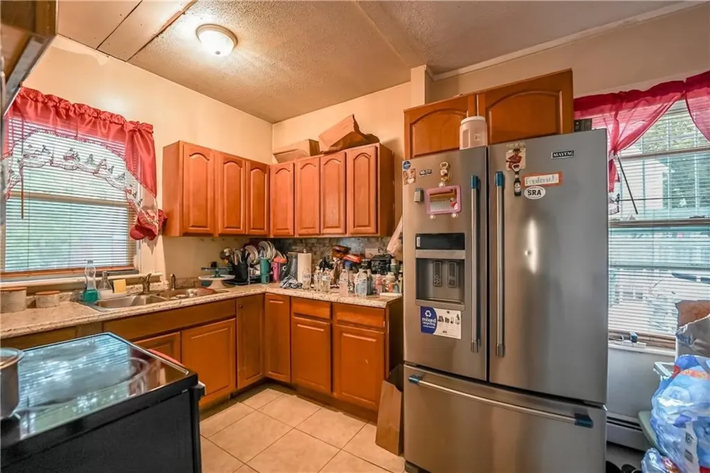 91 Lenox Avenue Providence RI 02907