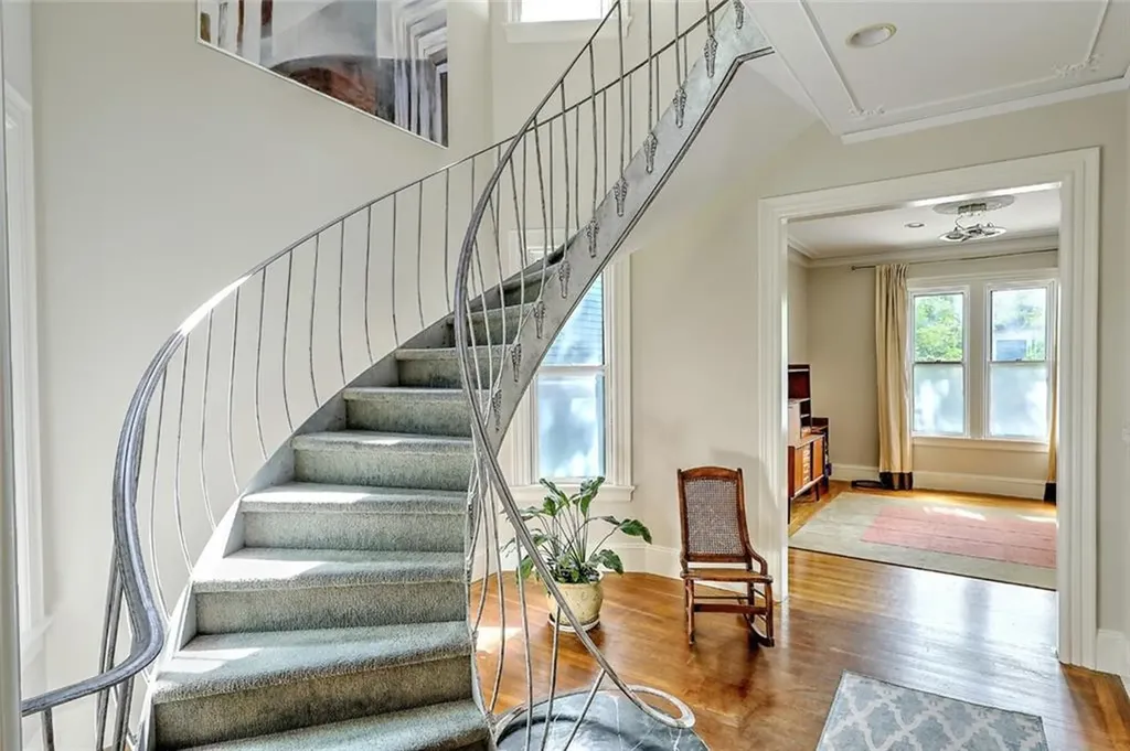24 Messer Street Providence RI 02909