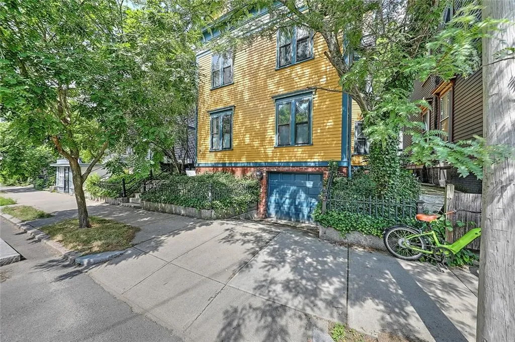 24 Messer Street Providence RI 02909