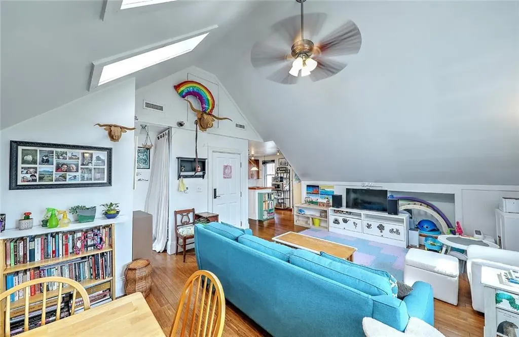 24 Messer Street Providence RI 02909