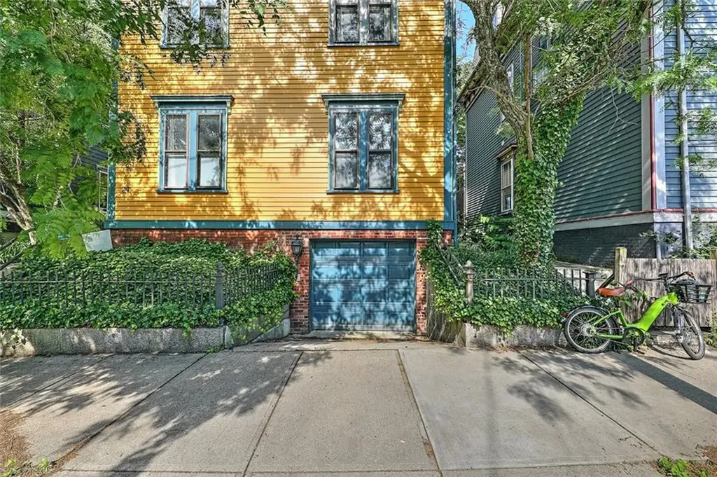 24 Messer Street Providence RI 02909