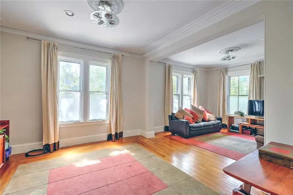 24 Messer Street Providence RI 02909