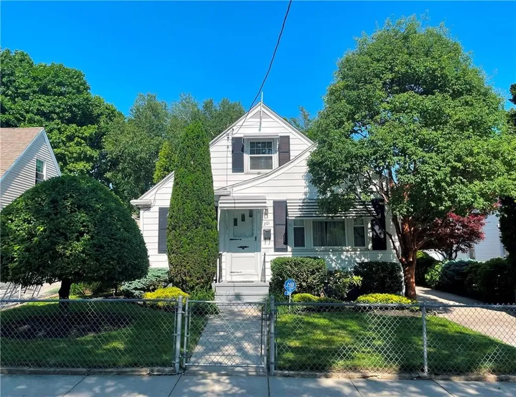 201 Sisson Street Providence RI 02909