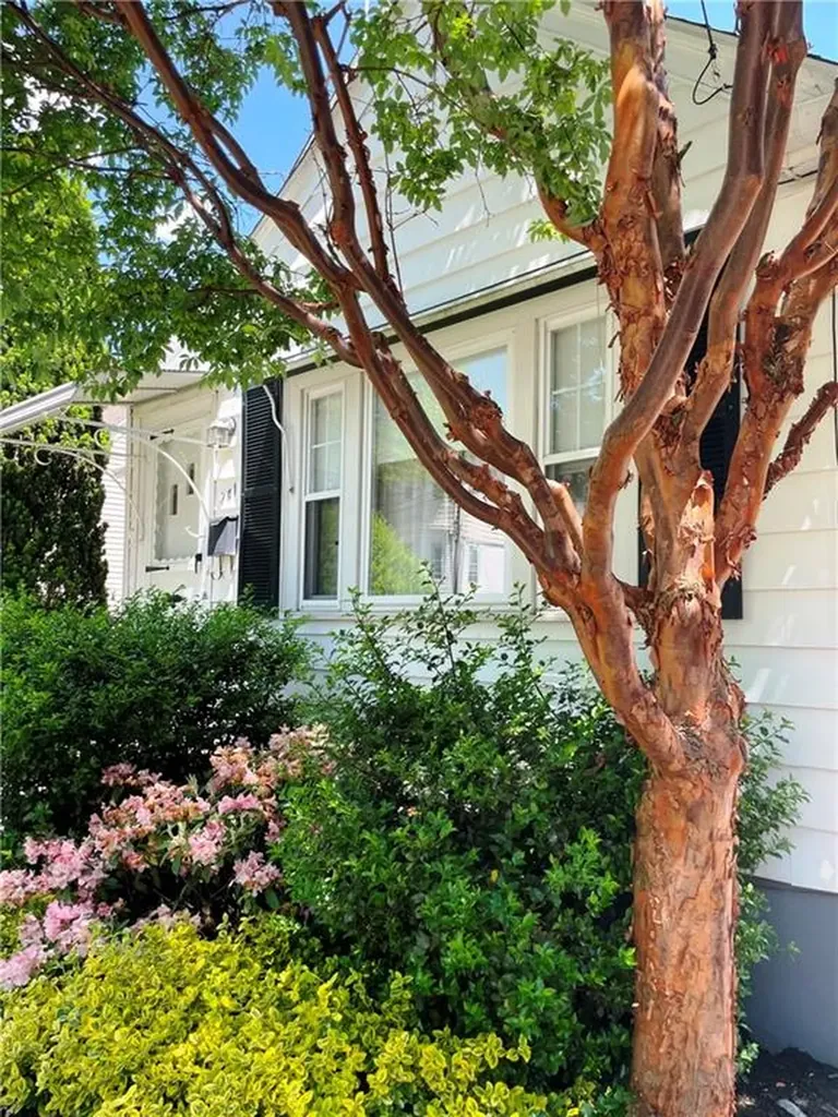 201 Sisson Street Providence RI 02909