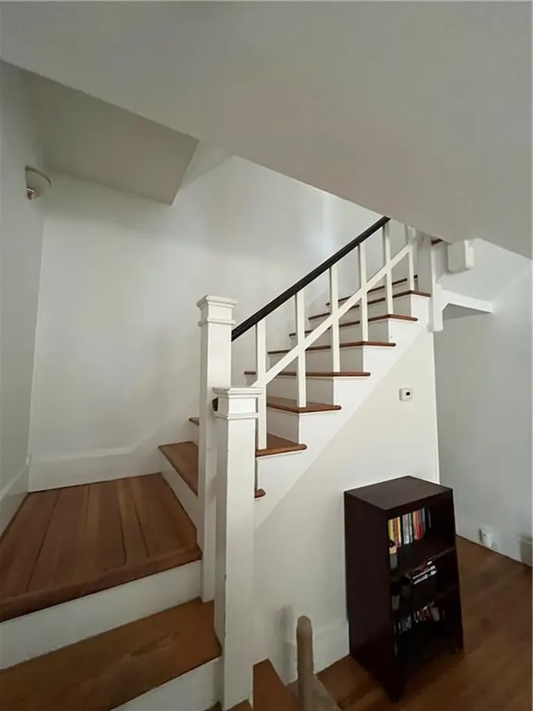19 Pell Street Newport RI 02840
