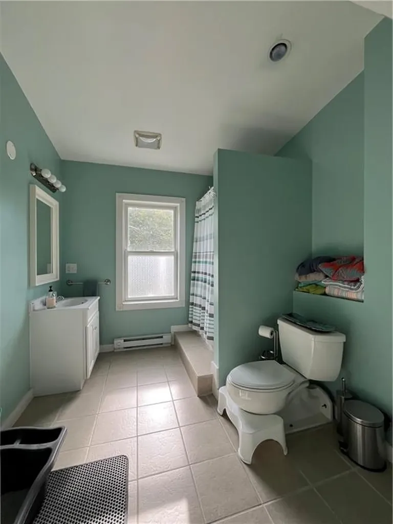 19 Pell Street Newport RI 02840