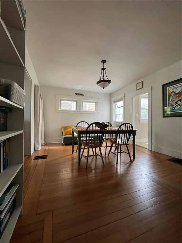 19 Pell Street Newport RI 02840