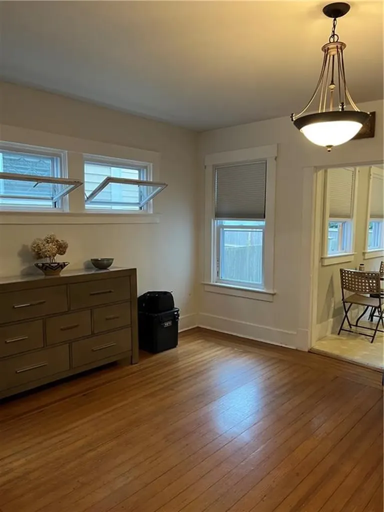 19 Pell Street Newport RI 02840