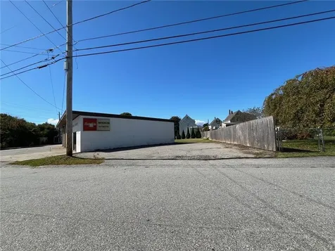 255 State Street Bristol RI 02809