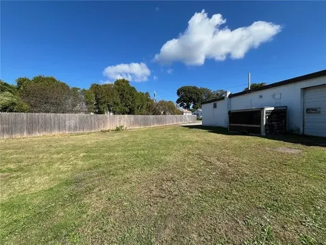 255 State Street Bristol RI 02809