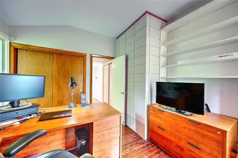 2 Buckingham Street Barrington RI 02806