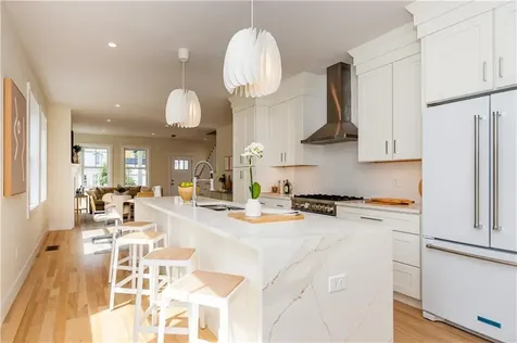 20 Duke Street East Greenwich RI 02818