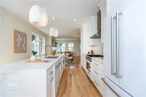 20 Duke Street East Greenwich RI 02818