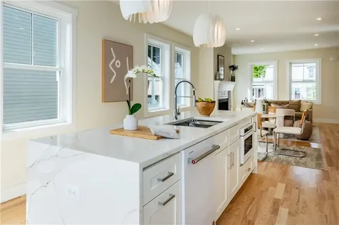 20 Duke Street East Greenwich RI 02818