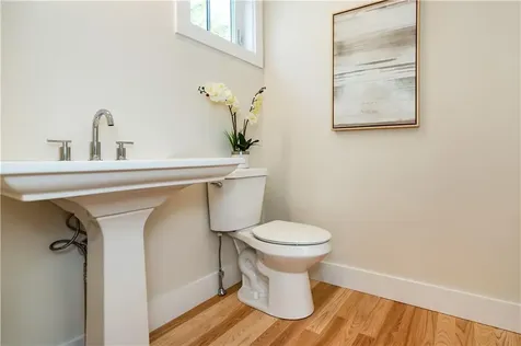 20 Duke Street East Greenwich RI 02818