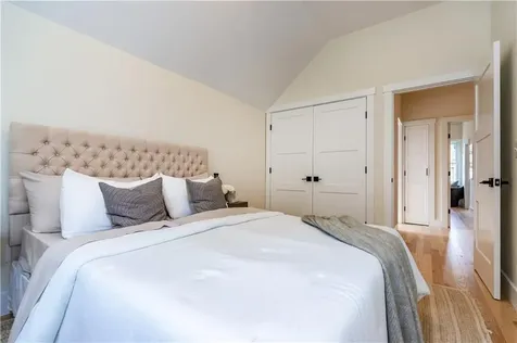 20 Duke Street East Greenwich RI 02818