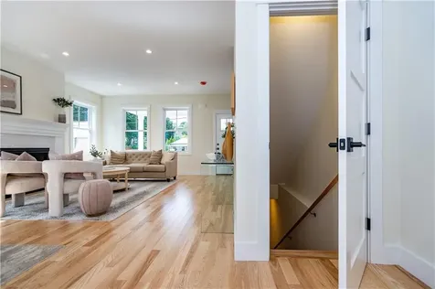 20 Duke Street East Greenwich RI 02818