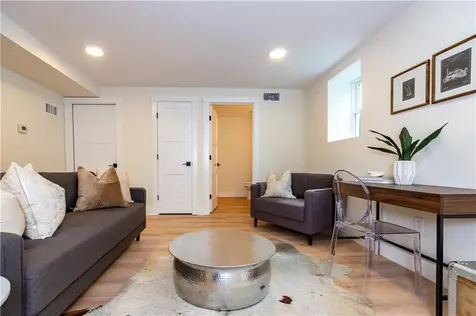 20 Duke Street East Greenwich RI 02818