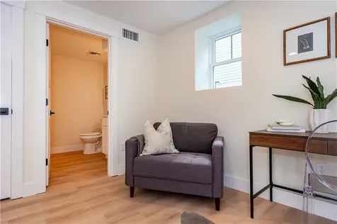 20 Duke Street East Greenwich RI 02818