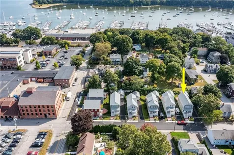 20 Duke Street East Greenwich RI 02818