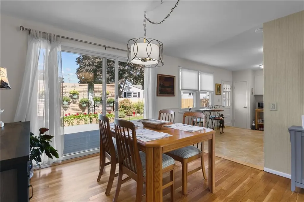 5 Cedarwood Drive East Providence RI 02915