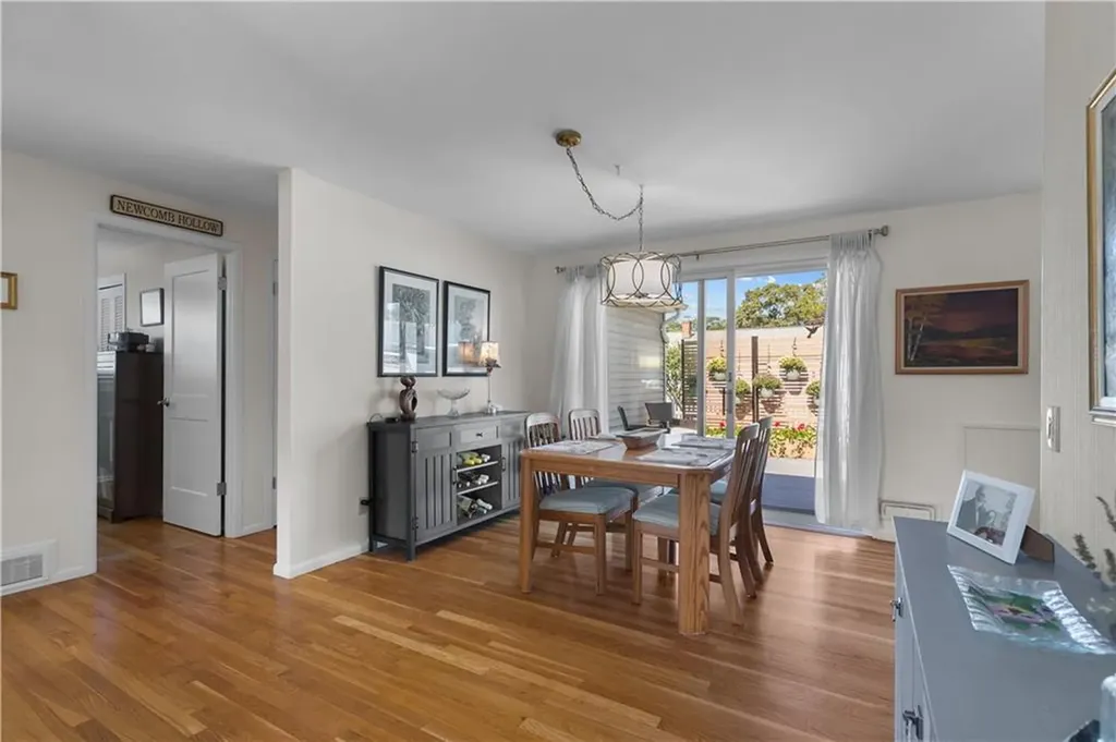 5 Cedarwood Drive East Providence RI 02915