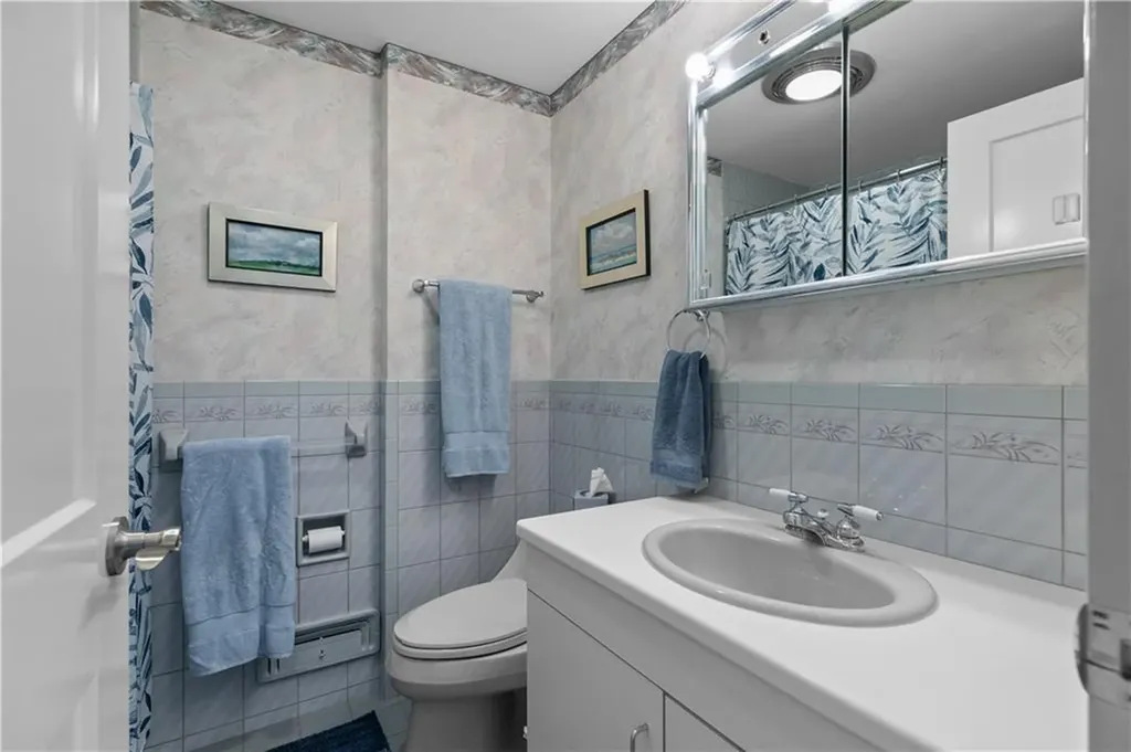 5 Cedarwood Drive East Providence RI 02915